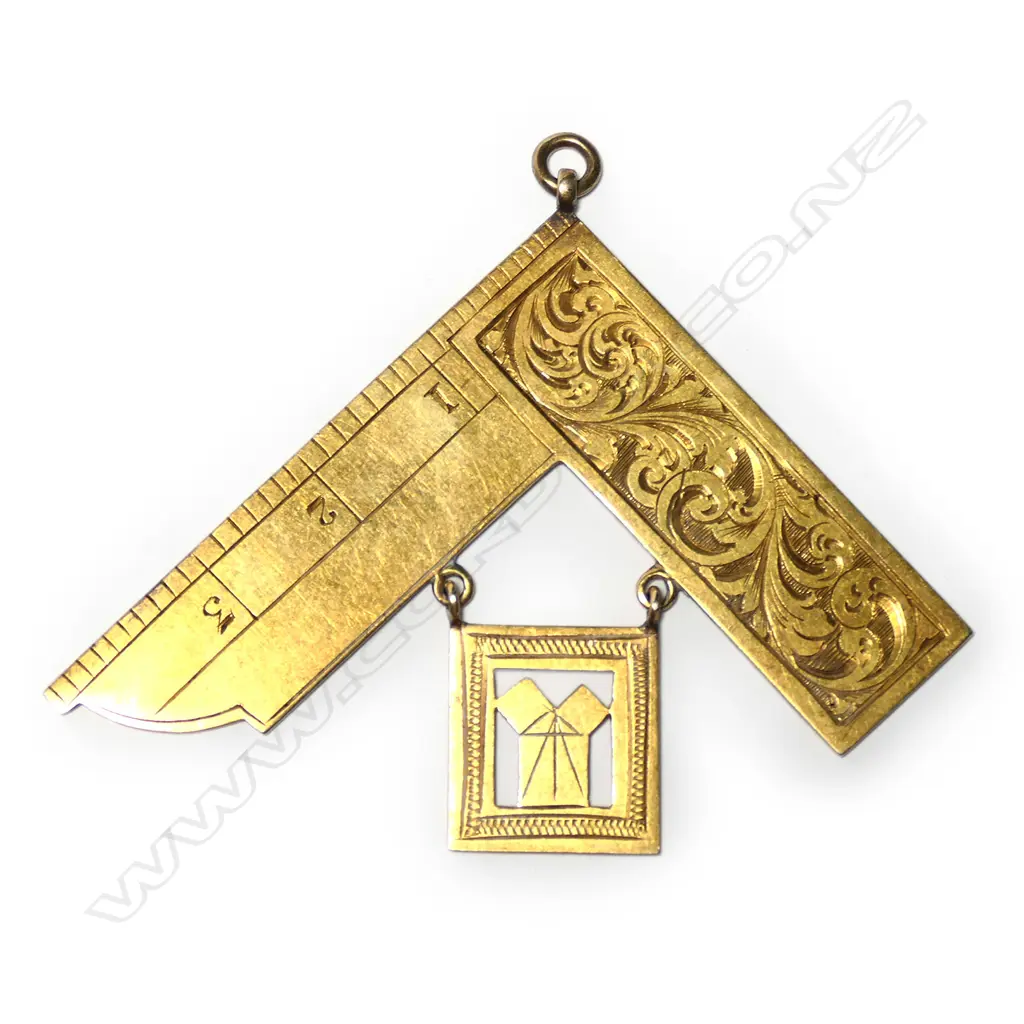 Goldstein & Moller (Dunedin) 18ct gold 1885 Freemasons jewel, Image 1++